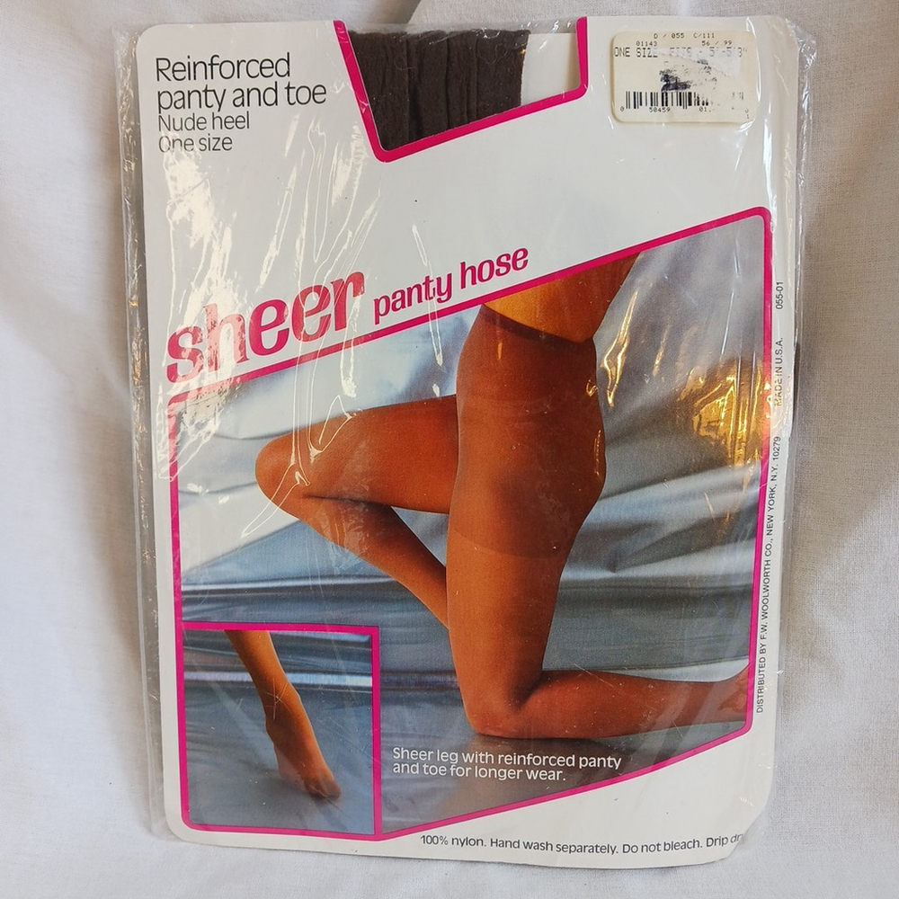 Vintage Primrose Sheer Pantyhose 5' to 5'3" New Sealed